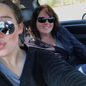 Meet your Posher, Laura